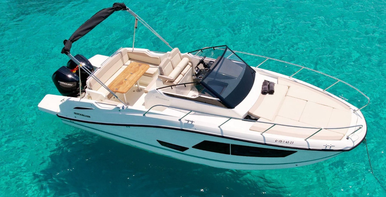 Quiksilver 875 Sundeck